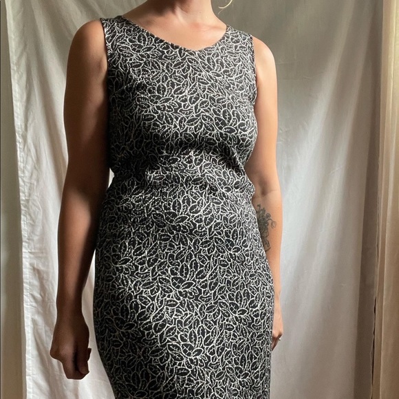 90s Rayon Leaf Print Midi Dress - Picture 3 of 7